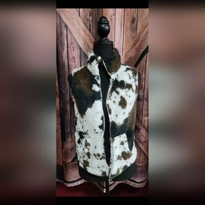 SHEIN Cow Pattern Zipper Jacket Vest w/Pockets